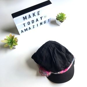 Hat with cute flower on side (joe boxer)